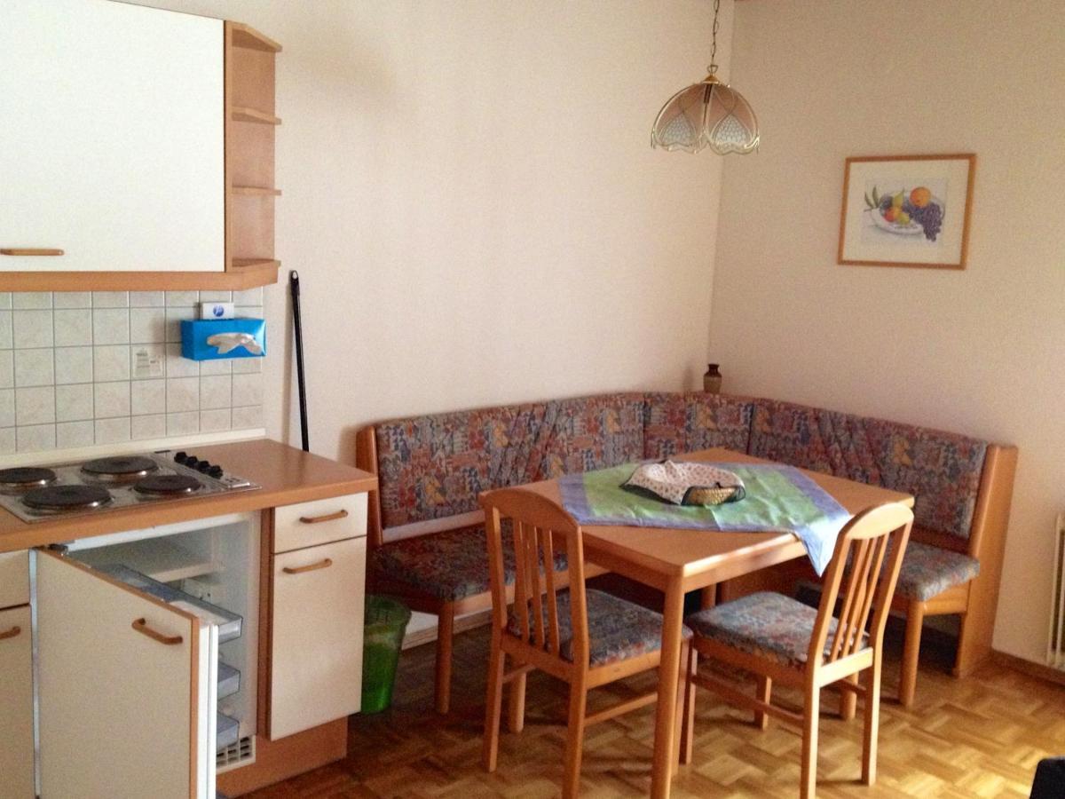 Ferienwohnungen Pernull Waidegg Szoba fotó